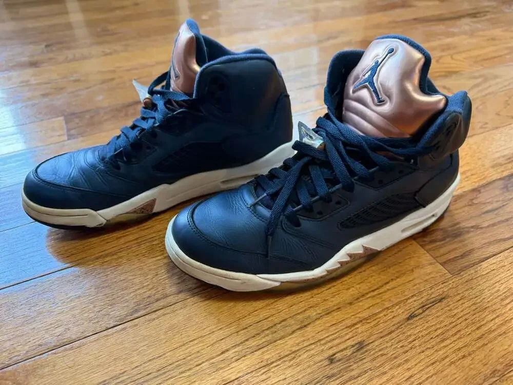 Nike Air Jordan 5 Retro Bronze Obsidian Metallic Red Bronze Sneakers US 11